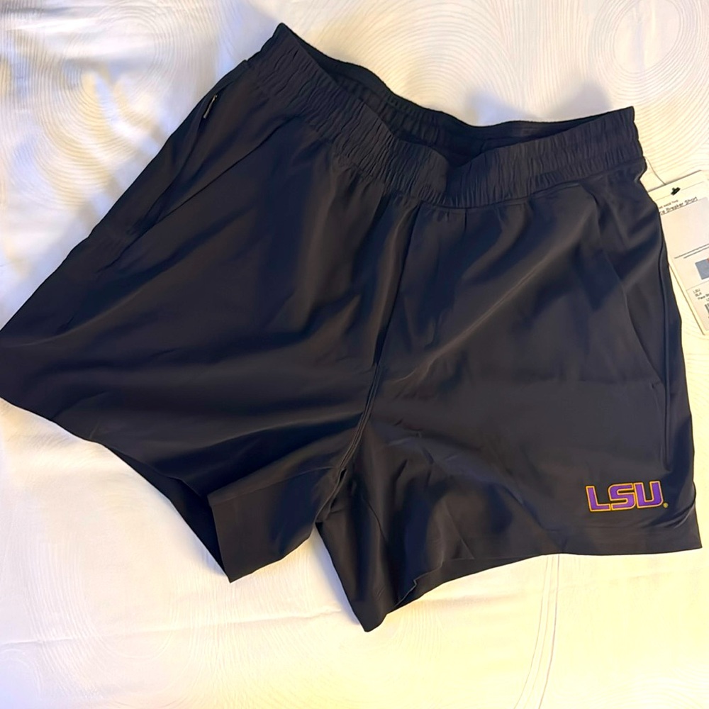 Lululemon x Louisiana state university LSU pace breaker shorts medium 🐅🐅🐅 NWT